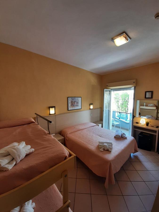 Hotel Originale By Alehotels Rimini Eksteriør billede