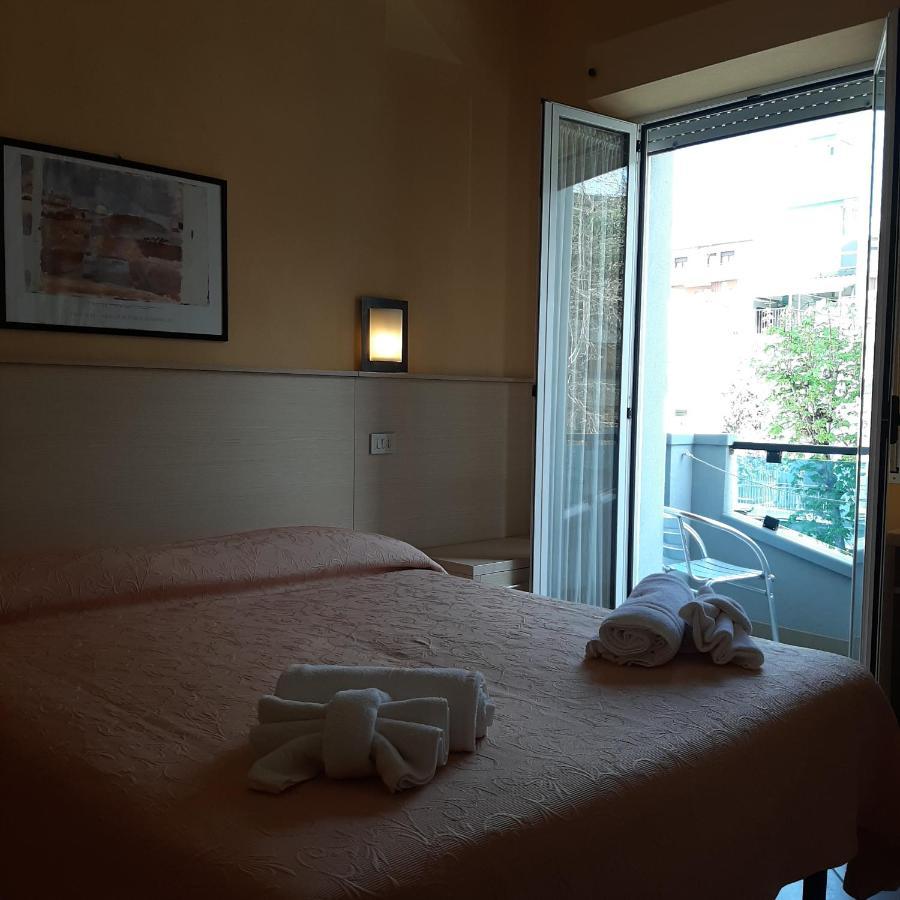 Hotel Originale By Alehotels Rimini Eksteriør billede