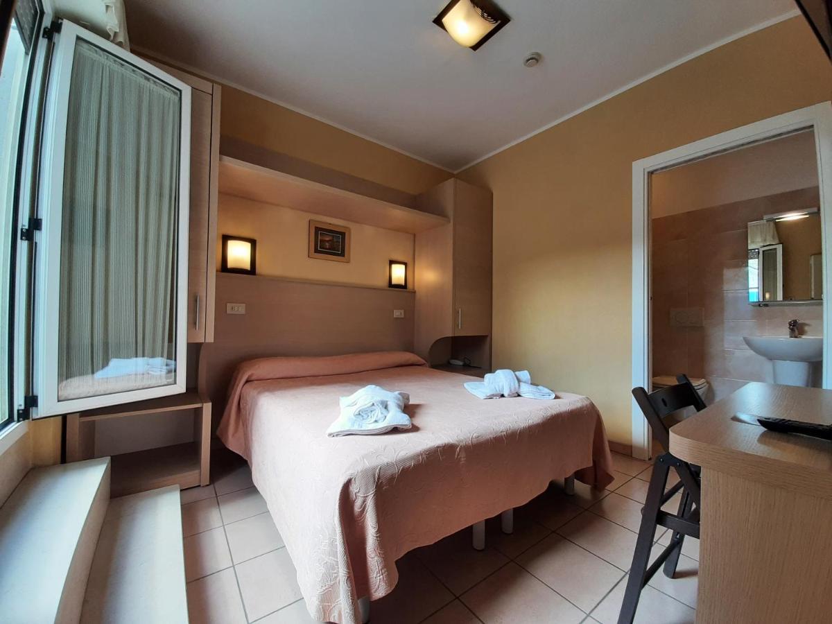 Hotel Originale By Alehotels Rimini Eksteriør billede
